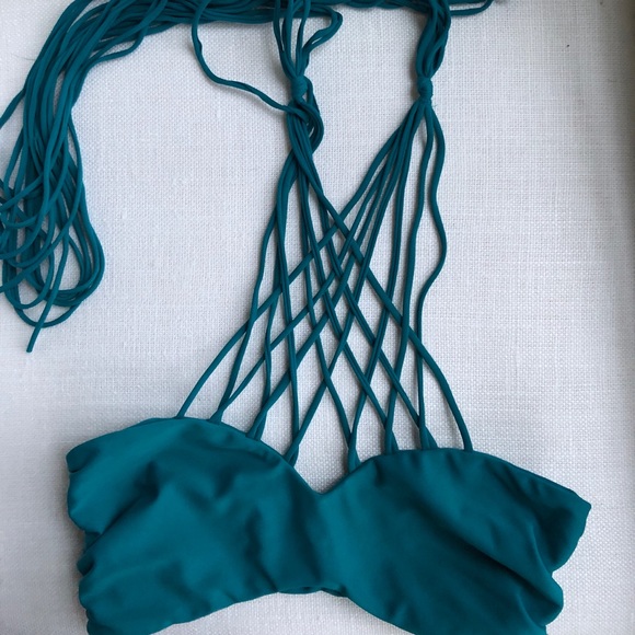 Mikoh Other - Bikini Top. Size Medium - ONE SIZE FITS ALL